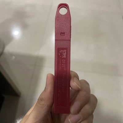 Buy 60 Degrees Cutting Angle Snap-Off Blade Type Silver 9mm Cutter Blades For Professional Cutting Needs online manufacture