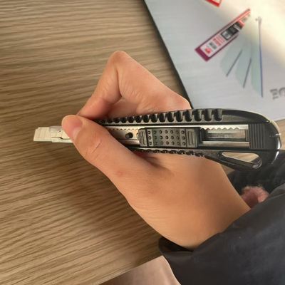 Buy Snap Off Blade Type Cutter Knife With Retractable Blade online manufacture