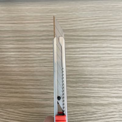 Buy 30° Tip Angle 9mm Cutter Blades Made Of SK2 High Carbon Steel For Clean And Sharp Paper Cutting Needs online manufacture