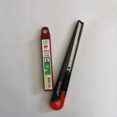 30 Degree SK2 0.38mm Thickness 9mm Knife Blades Snap Off Precise Art Design